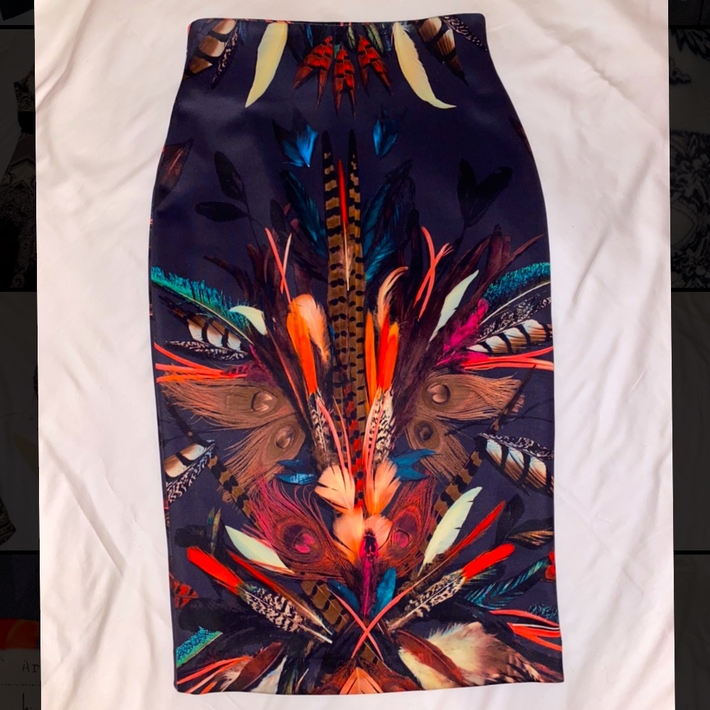 Nicole Miller Feather- Print Midi Skirt